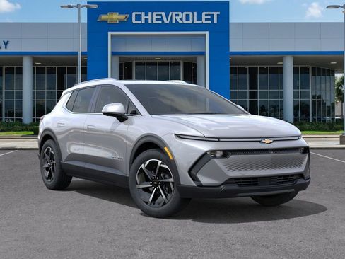 New 2026 Chevrolet Equinox EV LT image 7