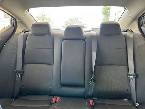 Used 2025 Nissan Altima 2.5 SV FWD image 33