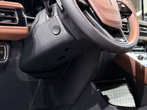 New 2026 Lincoln Aviator Reserve AWD/4WD image 50