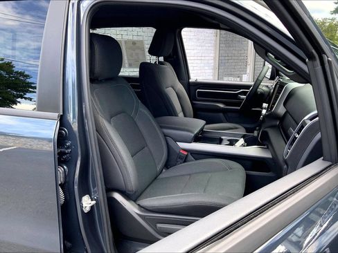 Used 2025 RAM 1500 Big Horn AWD/4WD image 6