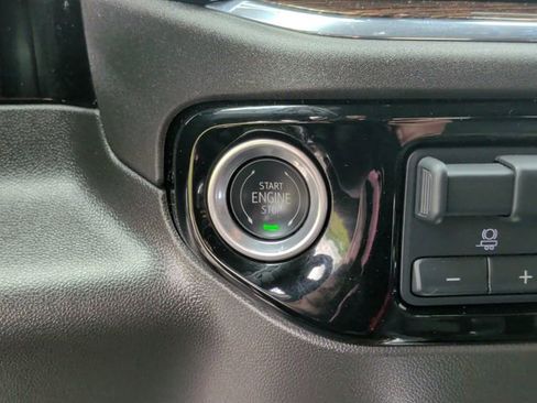 Used 2024 GMC Sierra 1500 Elevation AWD/4WD image 19