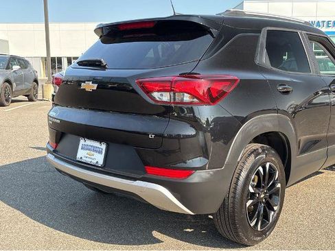 Used 2023 Chevrolet TrailBlazer LT AWD/4WD image 11