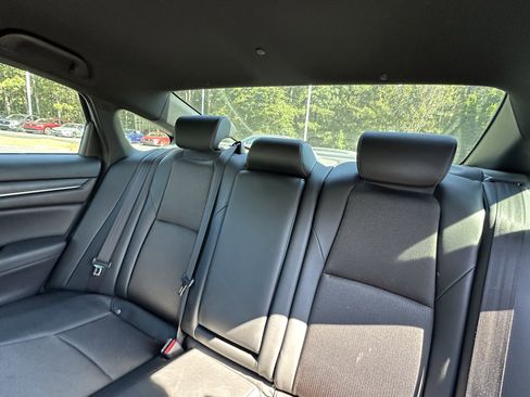 Used 2022 Honda Accord Sport image 8
