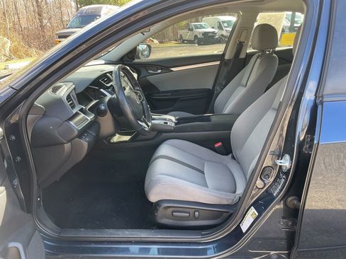 Used 2019 Honda Civic EX image 12