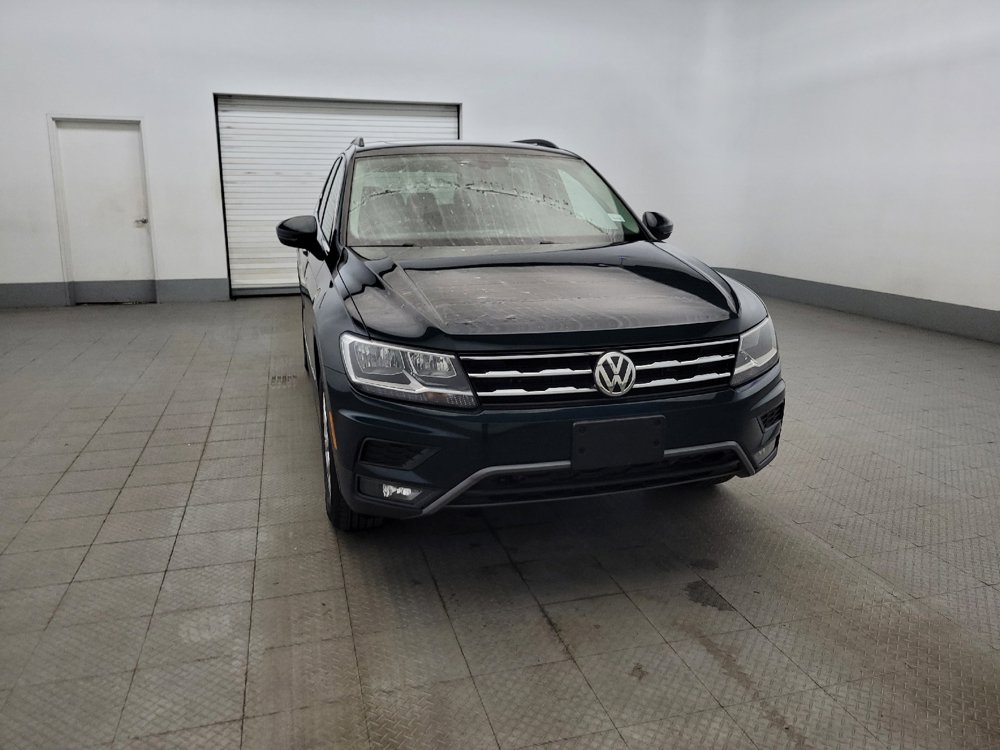 Used 2018 Volkswagen Tiguan SE w/ Panoramic Sunroof Package AWD/4WD image 14