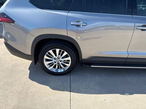 Used 2026 Toyota Grand Highlander AWD image 14