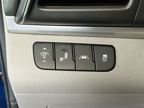 Used 2019 Hyundai Elantra Value Edition image 6