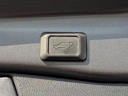 Used 2024 Toyota RAV4 XLE Premium image 11