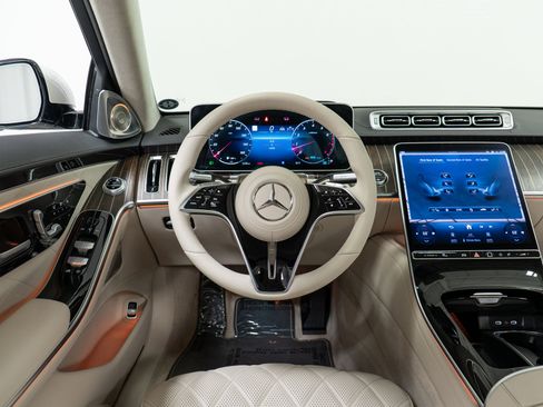 Used 2022 Mercedes-Benz S 580 4MATIC Sedan image 17