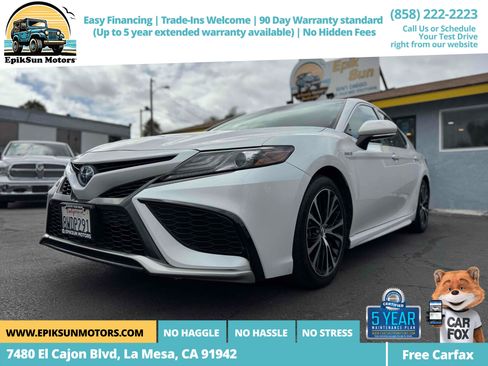 Used 2021 Toyota Camry XSE w/ Navigation Upgrade Package FWD image 1