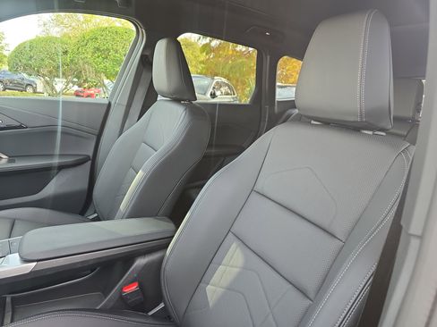 Certified 2025 BMW X1 xDrive28i w/ Convenience Package image 18