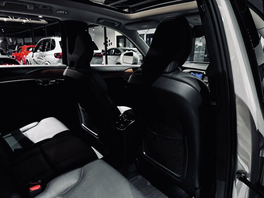 Used 2024 Volvo XC90 T8 Plus w/ Protection Package Premier AWD/4WD image 28