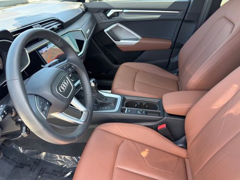 Used 2024 Audi Q3 2.0T Premium Plus w/ Premium Plus Package AWD/4WD image 12
