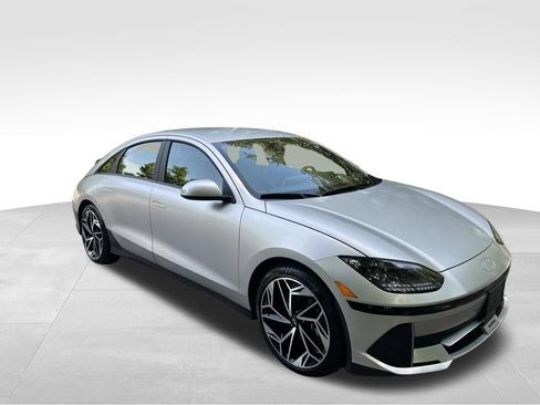Used 2024 Hyundai Ioniq 6 SEL AWD/4WD image 8