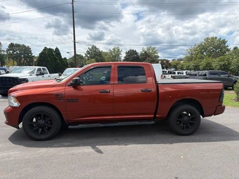 Used 2013 RAM 1500 Express RWD image 7