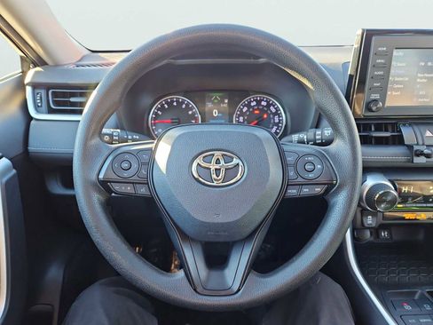 Used 2019 Toyota RAV4 XLE image 21