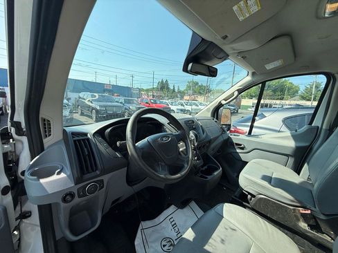 Used 2016 Ford Transit 150 130 Low Roof w/ Exterior Upgrade Package RWD image 14