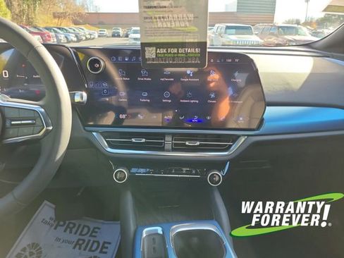 New 2026 Chevrolet Equinox EV LT image 11