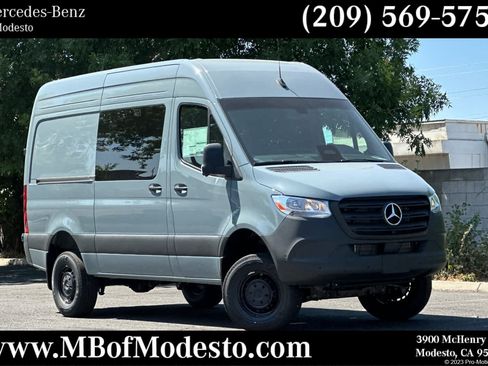 New 2026 Mercedes-Benz Sprinter 2500 image 1