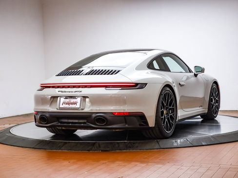 Used 2024 Porsche 911 Carrera GTS image 6