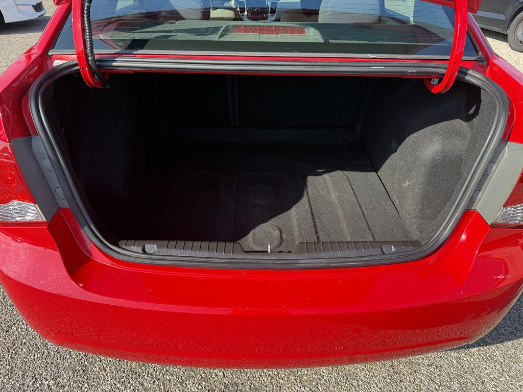 Used 2016 Chevrolet Cruze LS FWD image 21