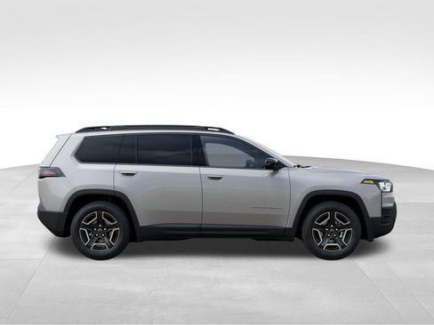 New 2026 Jeep Cherokee Laredo AWD/4WD image 21