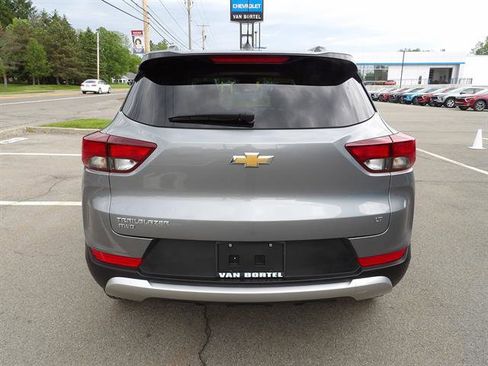 Used 2023 Chevrolet TrailBlazer LT w/ Convenience Package AWD/4WD image 4