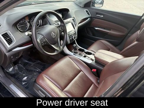 Used 2017 Acura TLX image 7