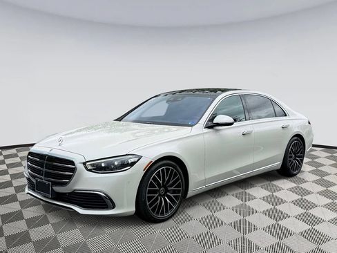 Used 2023 Mercedes-Benz S 580 4MATIC Sedan image 5