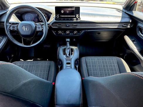 Used 2024 Honda HR-V Sport image 14