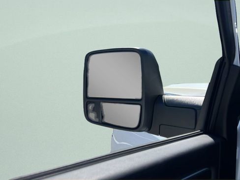 Used 2024 RAM 2500 Big Horn w/ Sport Appearance Package image 13