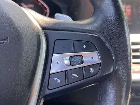 Used 2019 BMW 330i Sedan w/ Premium Package image 22