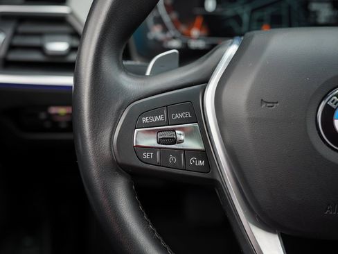 Used 2022 BMW 330i Sedan w/ Convenience Package image 28