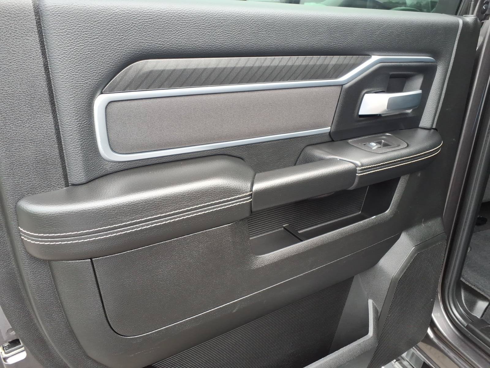 Certified 2026 RAM 2500 Big Horn AWD/4WD image 14
