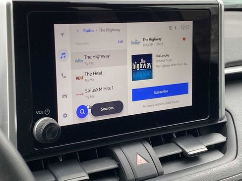 Used 2023 Toyota RAV4 XLE image 30