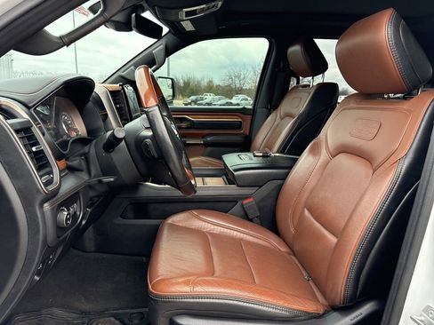 Used 2019 RAM 1500 Limited image 11