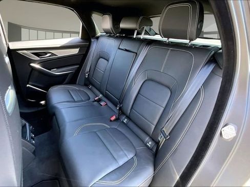 Used 2026 Jaguar F-PACE R-Dynamic S image 21