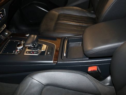 Used 2018 Audi Q5 2.0T Premium AWD/4WD image 36
