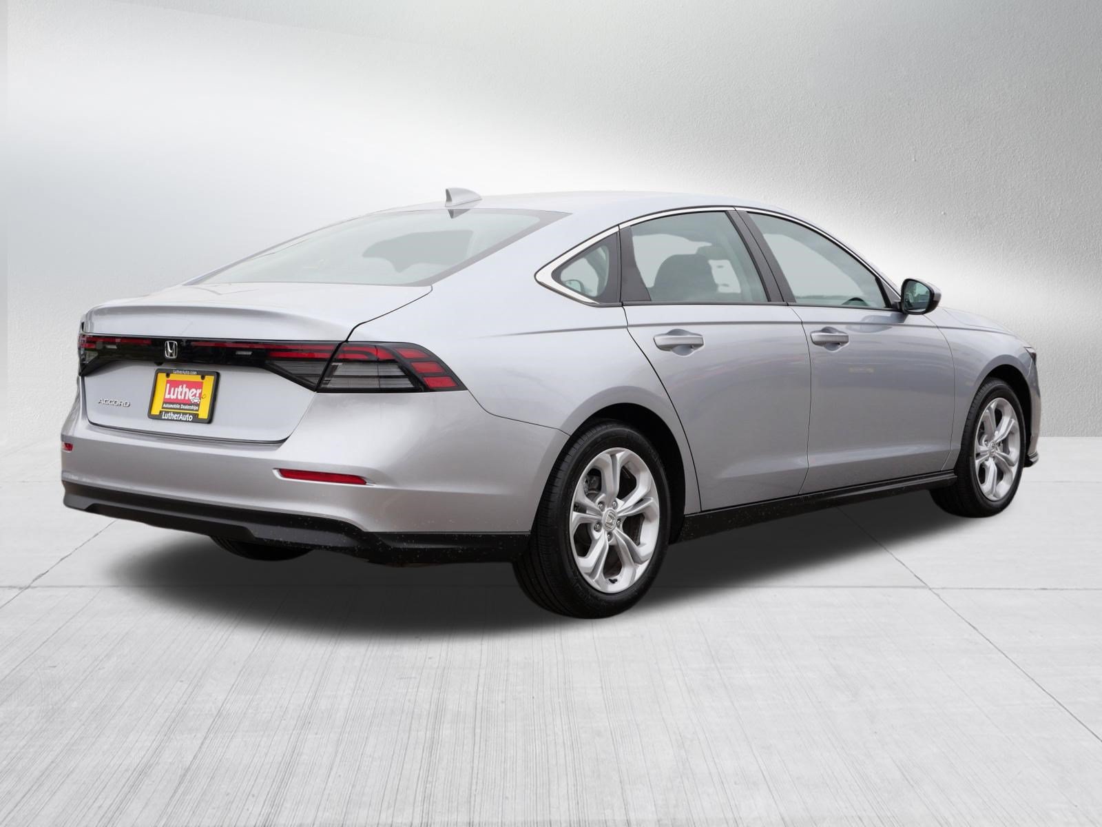 Used 2025 Honda Accord LX image 7
