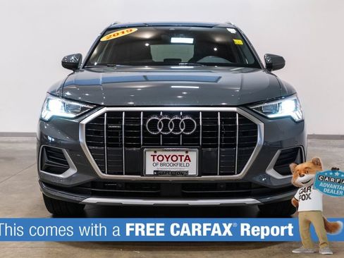 Used 2019 Audi Q3 2.0T Premium Plus w/ Premium Plus Package AWD/4WD image 2