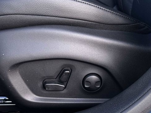 New 2026 Jeep Compass Trailhawk image 14