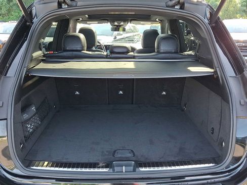 Used 2021 Mercedes-Benz GLE 580 4MATIC image 35