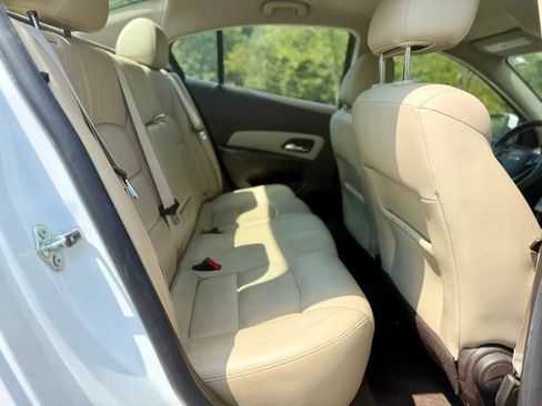 Used 2015 Chevrolet Cruze LT FWD image 14