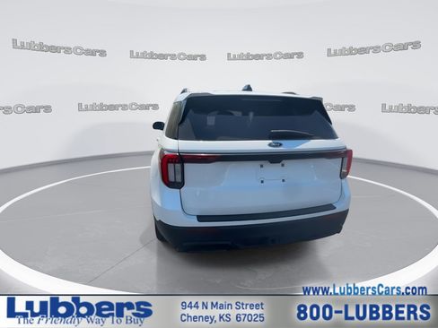 Used 2025 Ford Explorer ST-Line w/ Premium Package RWD image 7