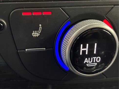 Used 2018 Audi Q7 3.0T Premium Plus w/ Premium Plus Package image 46