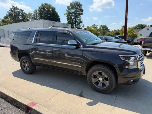 Used 2016 Chevrolet Suburban LT AWD/4WD image 5