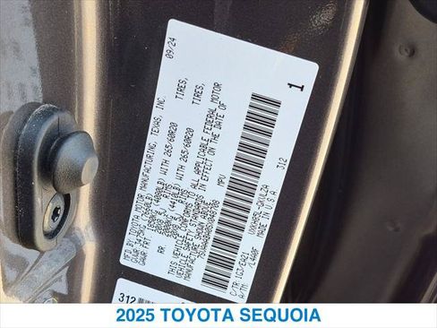 Used 2025 Toyota Sequoia Limited w/ TRD Off-Road Package AWD/4WD image 26