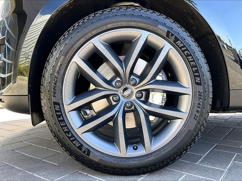 Used 2024 Land Rover Range Rover Sport SE image 8