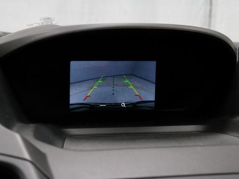 Used 2018 Ford Escape SE w/ Ford Safe & Smart Package FWD image 2
