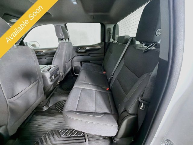 Used 2023 Chevrolet Silverado 1500 RST w/ Z71 Off-Road Package AWD/4WD image 23